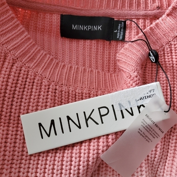 NEW MinkPink Dip Dye Blue Pink Crop Sweater - Picture 5 of 6